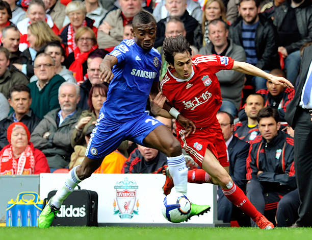 背后所面临 背后所面临
